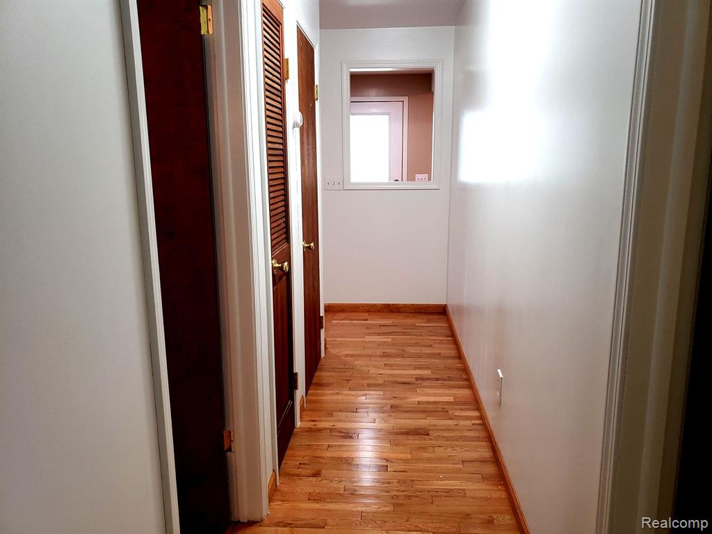 905 W 1ST Street, Tawas City, MI 48763 — Photo 12