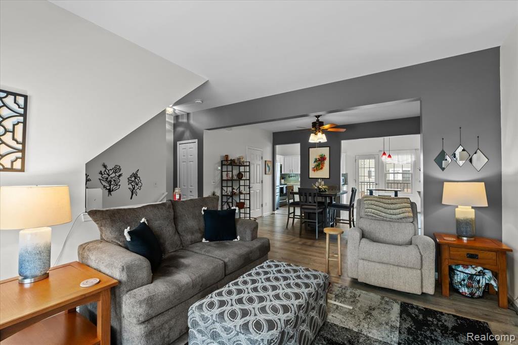 732 Eagle Drive, Fenton, MI 48430 — Photo 8