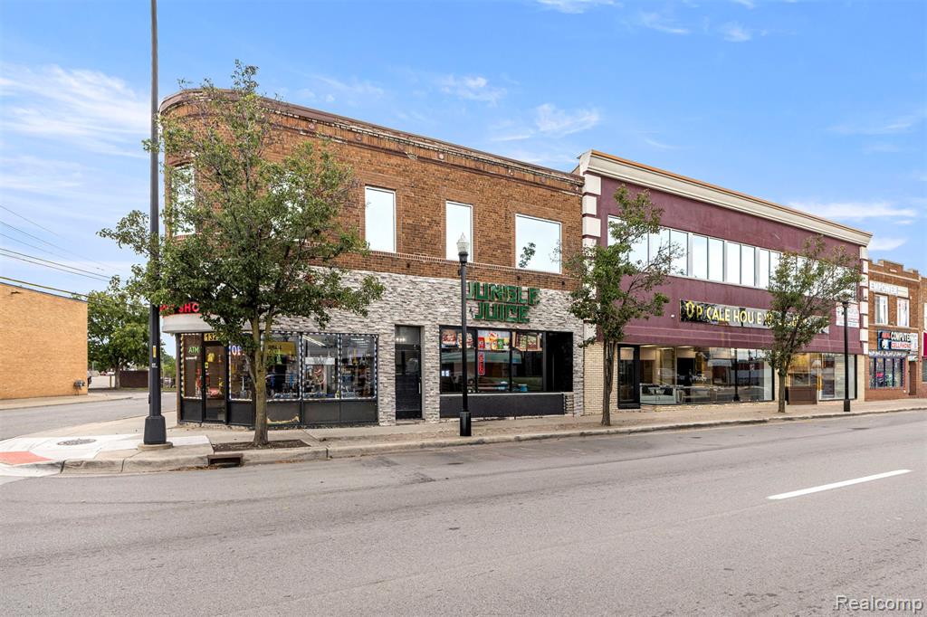 13252 Michigan Ave, Dearborn, MI 48126