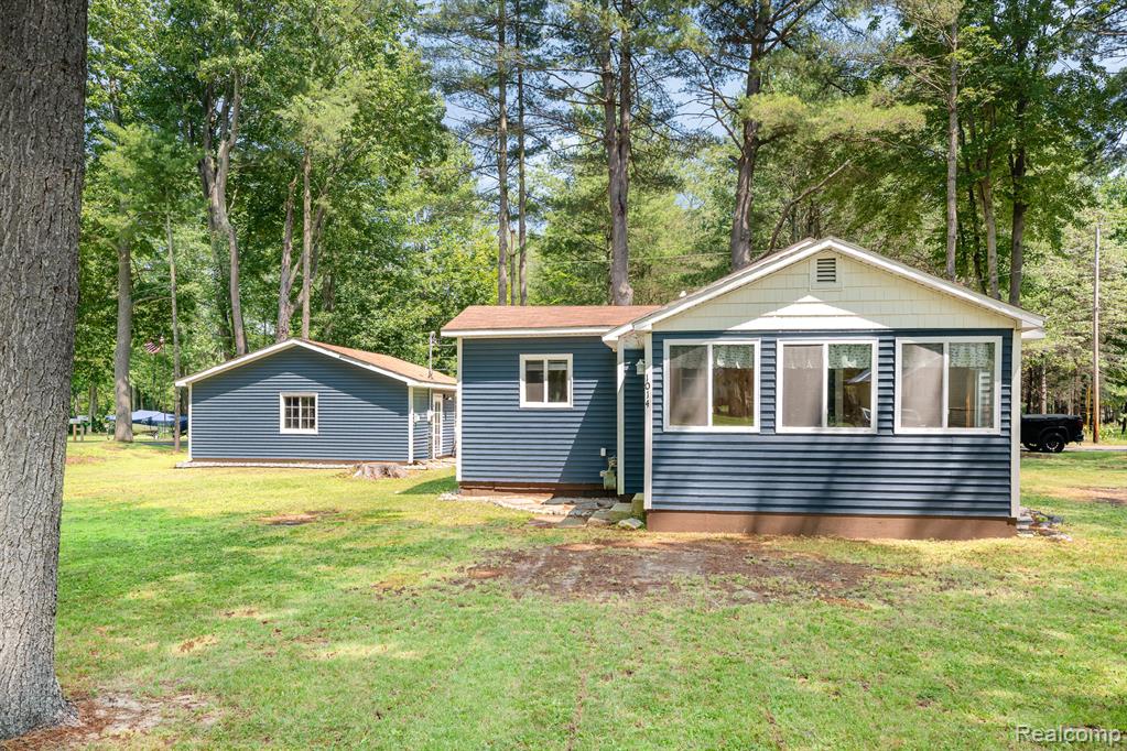 1014 Clifford Street, East Tawas, MI 48730 — front exterior