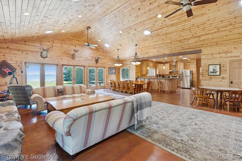 9842 Misery Bay, Alpena, MI 49707 — Photo 11