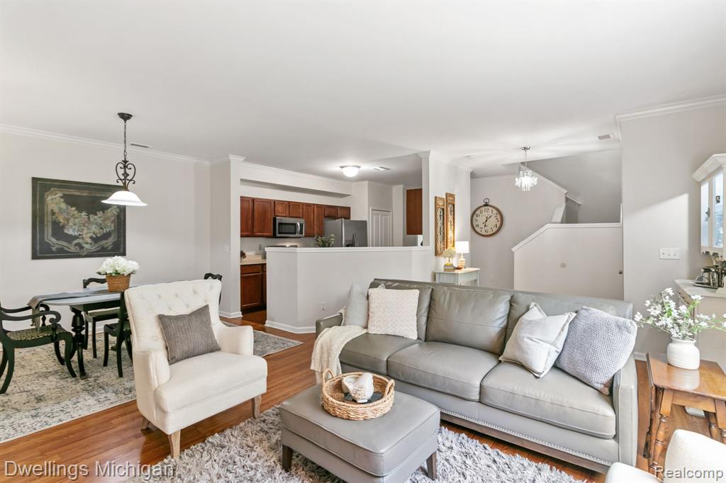 753 ABBINGTON, Howell, MI 48843 — Photo 10