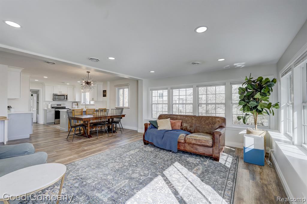 4896 Chicago Road, Warren, MI 48092 — Photo 18