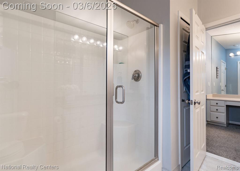 1015 Watersedge Court, Oxford, MI 48371 — Photo 25