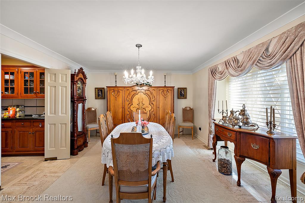 1319 Charrington Road, Bloomfield Hills, MI 48301 — Photo 4