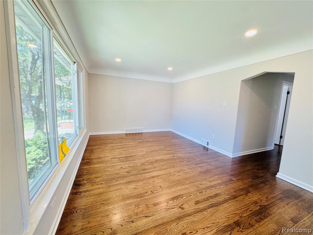 7751 Cortland Avenue, Allen Park, MI 48101 — Photo 3