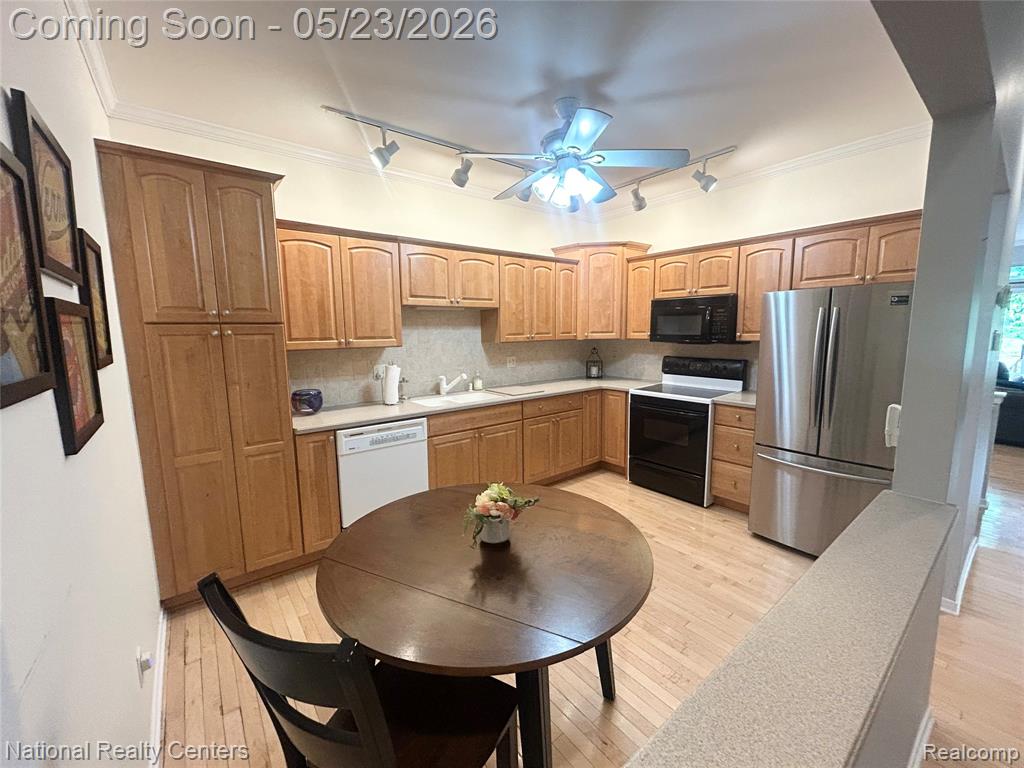 41835 Primrose Drive, Novi, MI 48377 — Photo 11