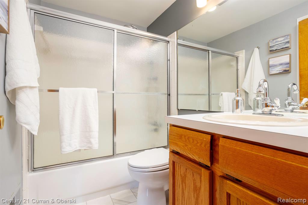 21260 E GLEN HAVEN Circle, Northville, MI 48167 — Photo 22