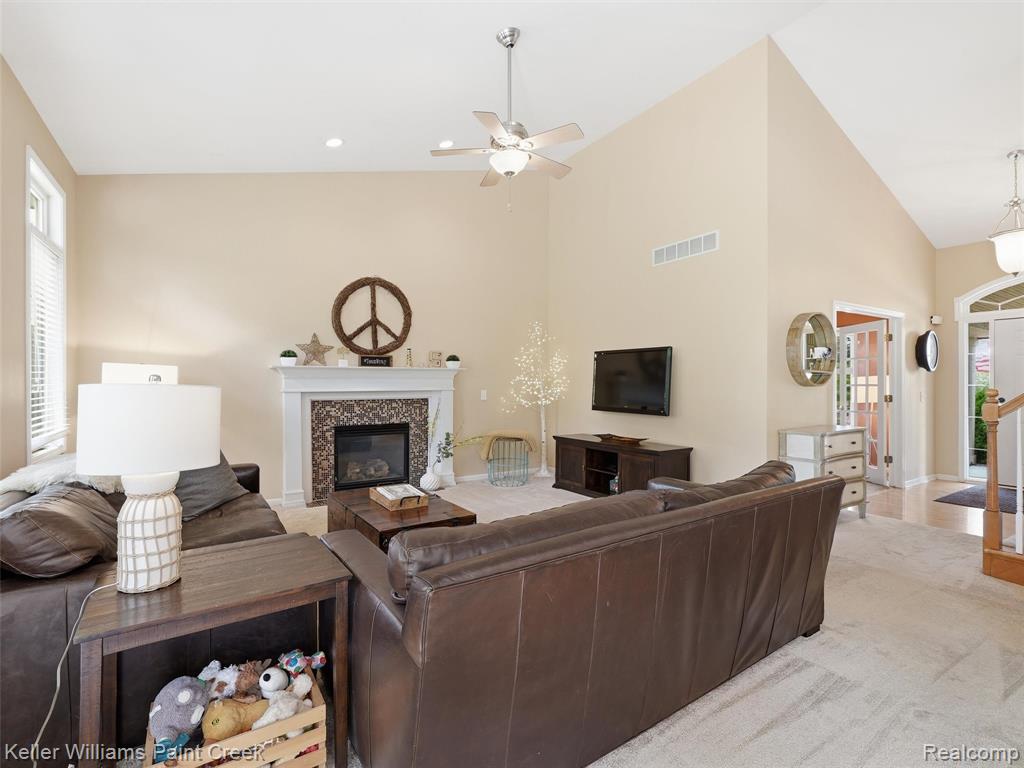 101 Willow Lake Drive, Oxford, MI 48371 — Photo 18