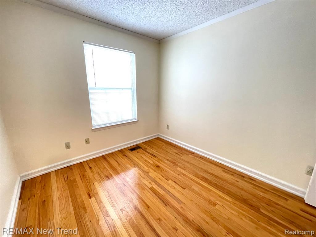 41363 CORNELL Drive, Novi, MI — Photo 10