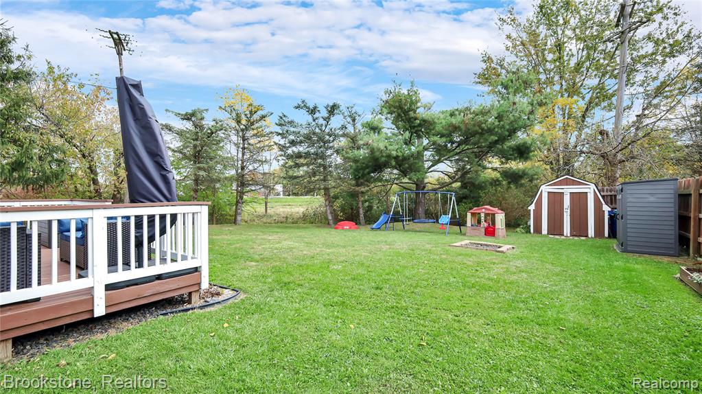 410 N Lester Street, Capac, MI 48014 — Photo 5