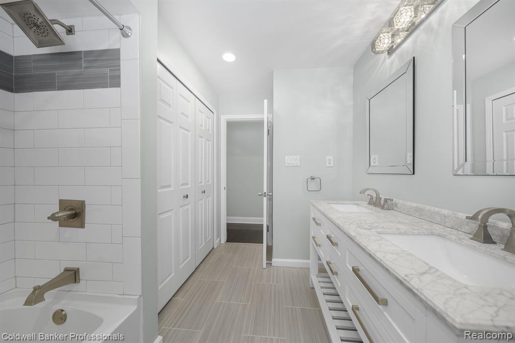 4121 ECHO Road, Bloomfield Hills, MI 48302 — Photo 24