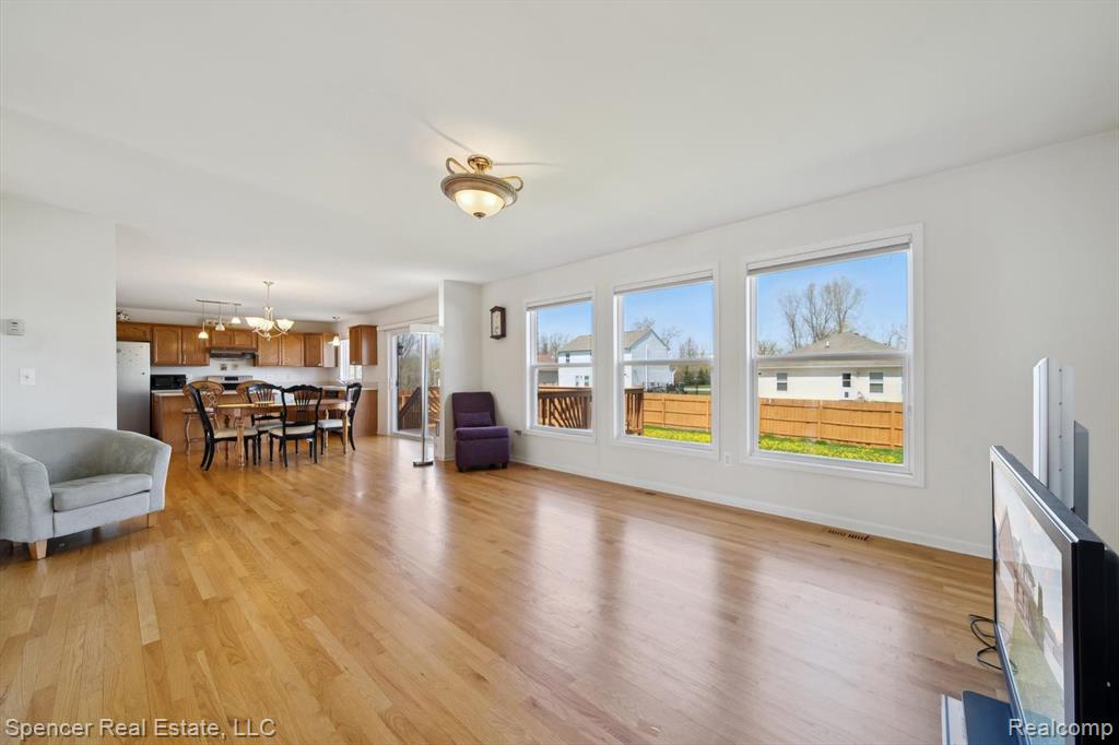 61 Old Carriage Lane, Lapeer, MI 48446 — Photo 19