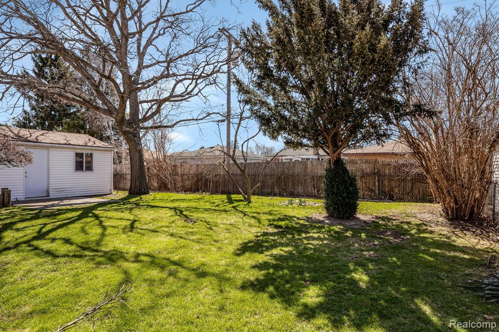 7258 COOLIDGE, Center Line, MI 48015 — Photo 29