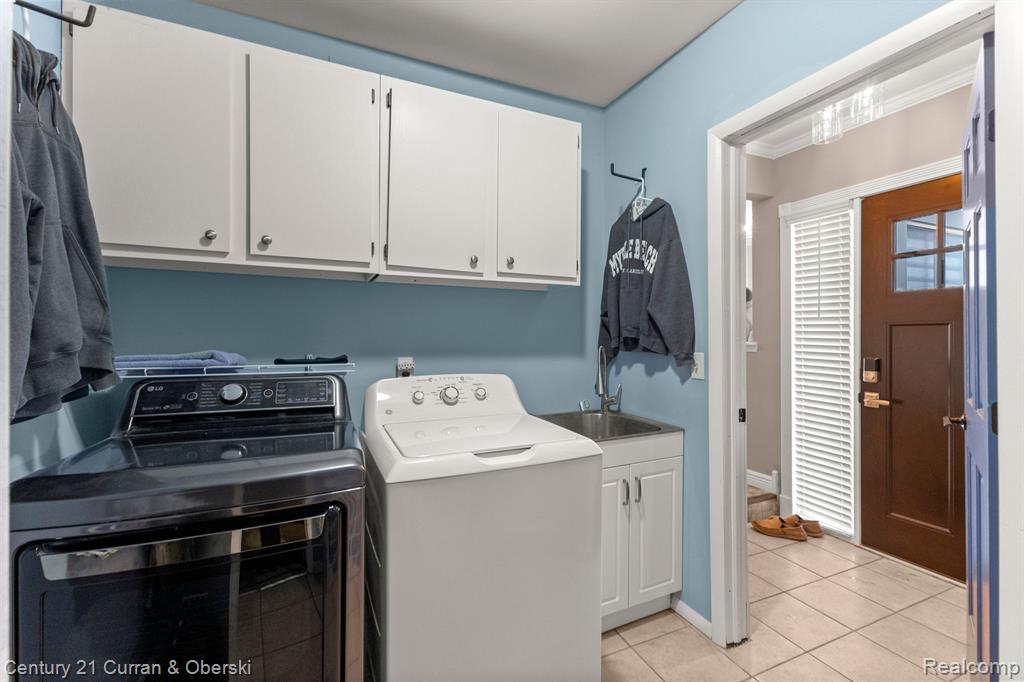 1194 CONCORD Court, Northville, MI 48167 — Photo 14
