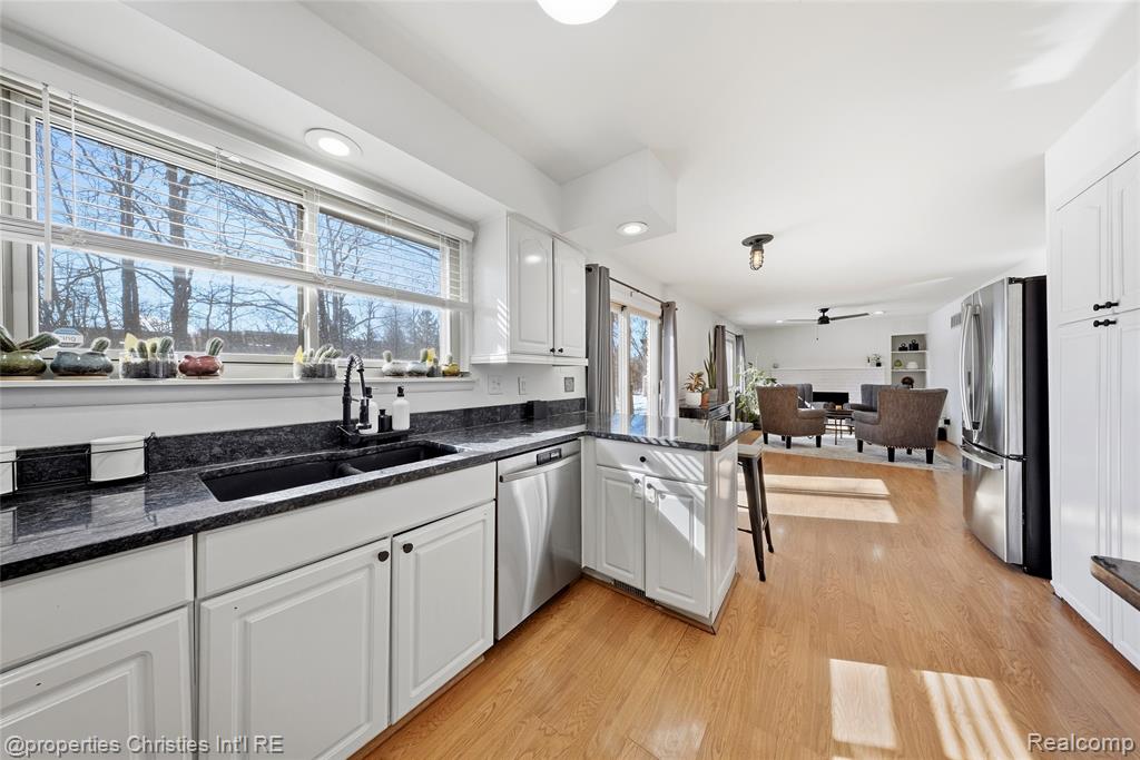 44035 Westminister Way, Canton, MI 48187 — Photo 12