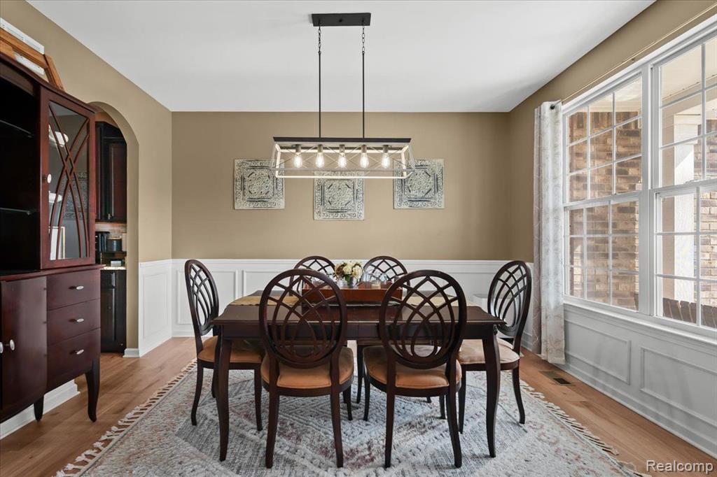 10681 BOULDERCREST Drive, South Lyon, MI 48178 — Photo 10