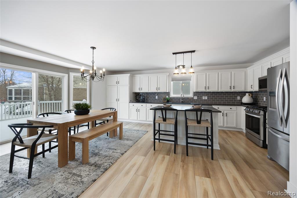 57351 Blossom Valley Trail, New Hudson, MI 48165 — Photo 8