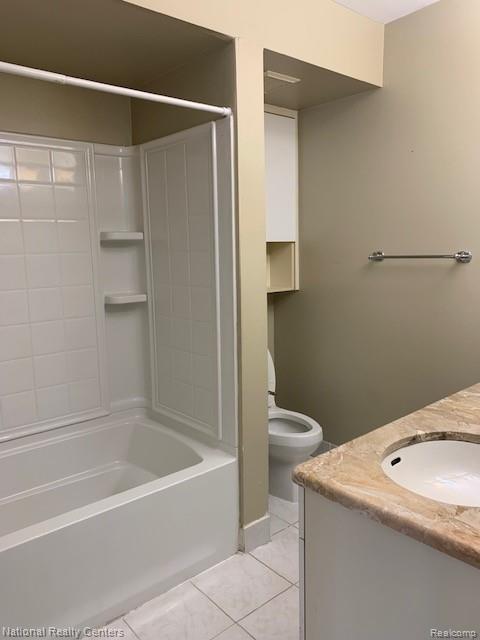 6298 Aspen Ridge Boulevard, 34, West Bloomfield, MI — Photo 10