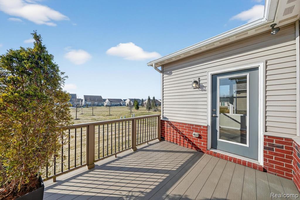 50195 Alden, Canton, MI 48188 — Photo 48