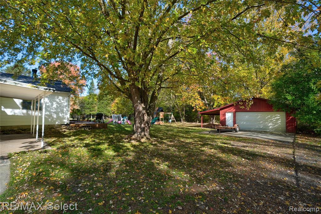 4327 S Dye Road, Swartz Creek, MI 48473 — Photo 4