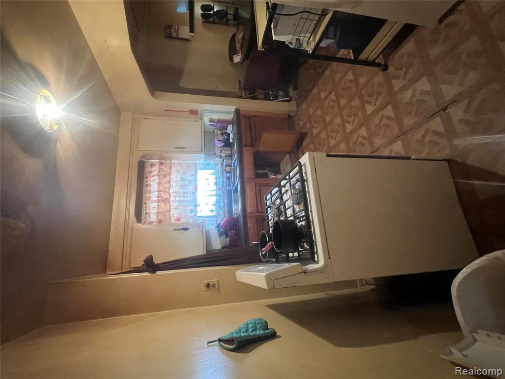 17401 Albion Street, Detroit, MI 48234 — Photo 13