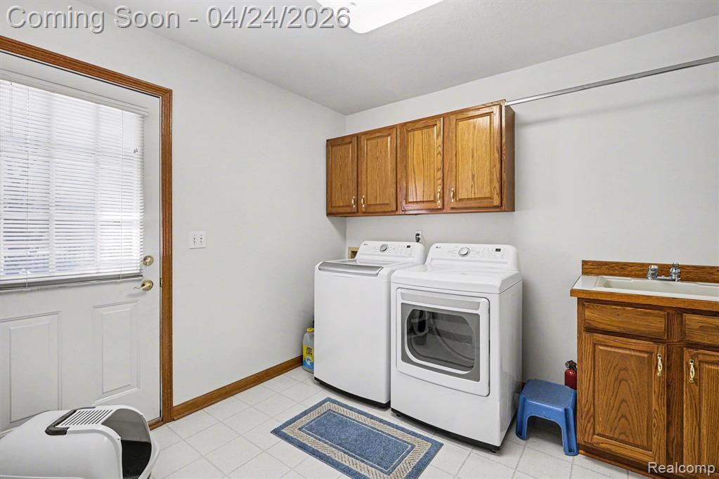 2370 Stonebrook Court, Flushing, MI 48433 — Photo 16