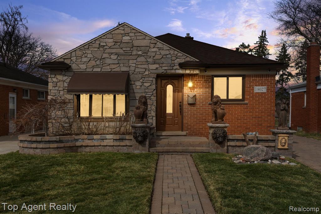 18027 Curtain Avenue, Eastpointe, MI 48021 — Photo 44