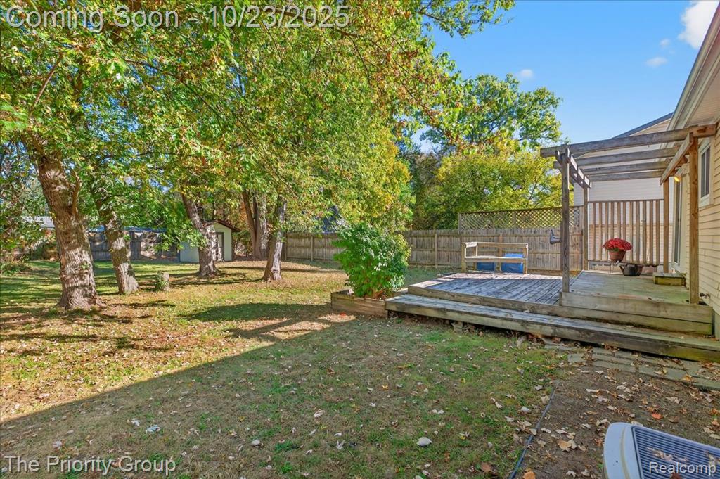 4700 Siebert Road, Waterford, MI 48328 — Photo 27