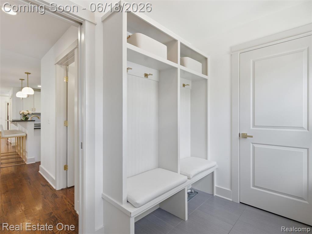 10125 Borgman Avenue, Huntington Woods, MI — Photo 19