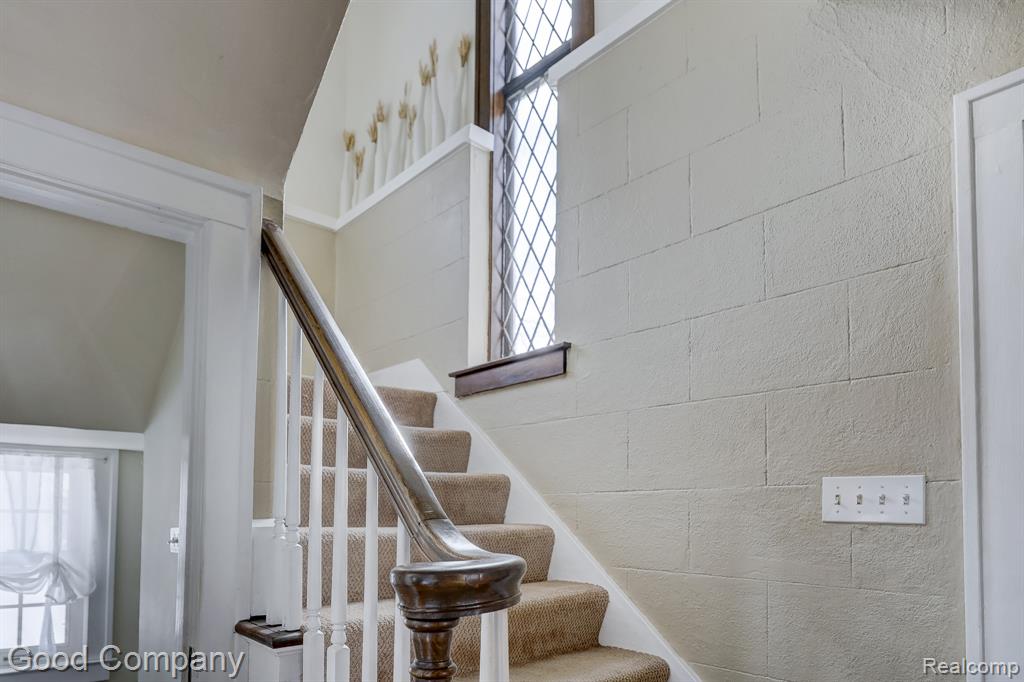 18930 Hillcrest Street, Beverly Hills, MI 48025 — Photo 45