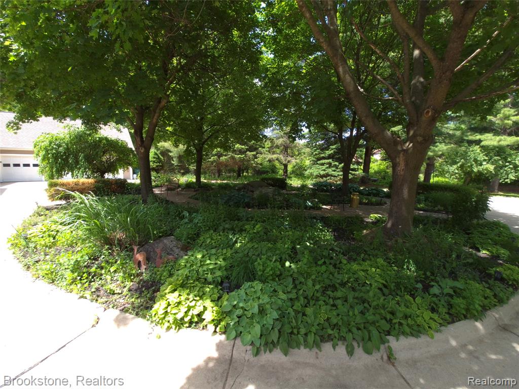 5910 Spring Valley Lane, Dryden, MI 48428 — Photo 11