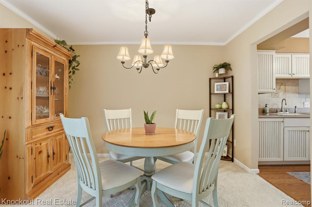 239 Churchgrove Road, Frankenmuth, MI 48734 — Photo 12