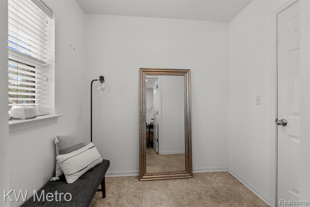 508 Midland Boulevard, Royal Oak, MI 48073 — Photo 5