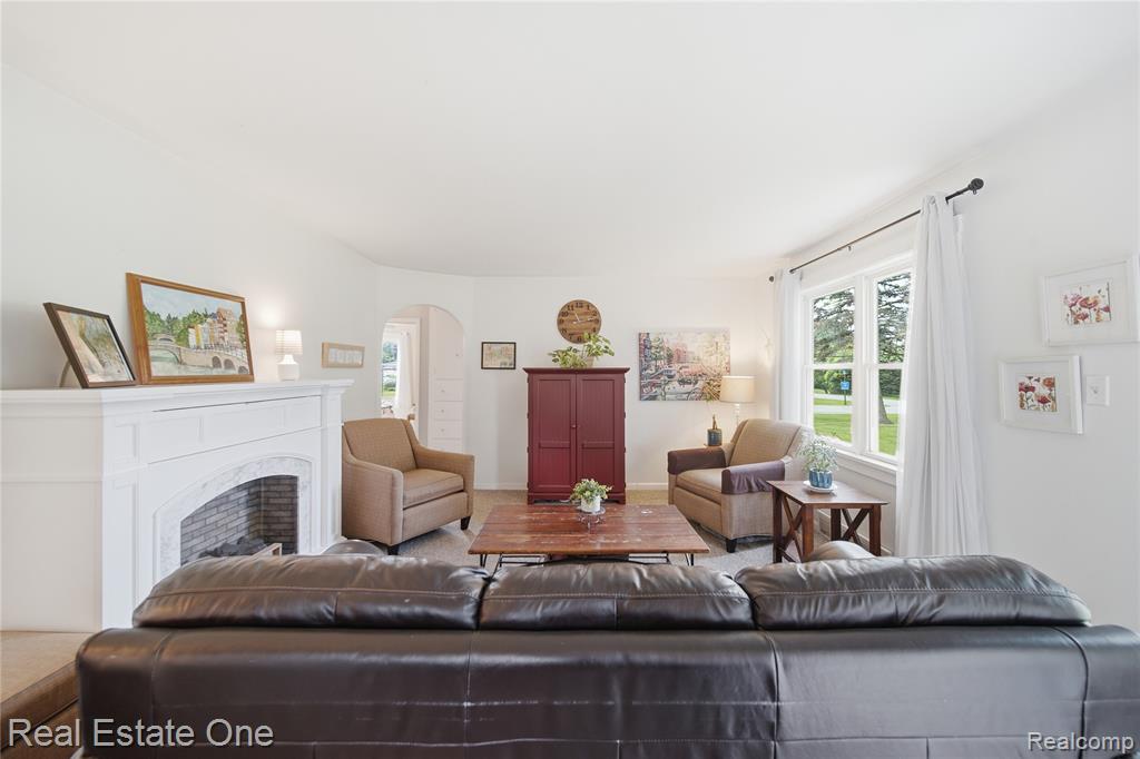 665 S Howell Street, Pinckney, MI 48169 — Photo 14