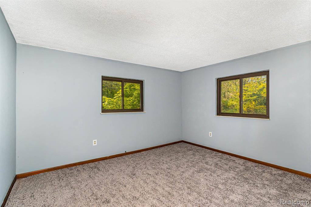 5430 Tittabawassee Road, Saginaw, MI 48604 — Photo 7