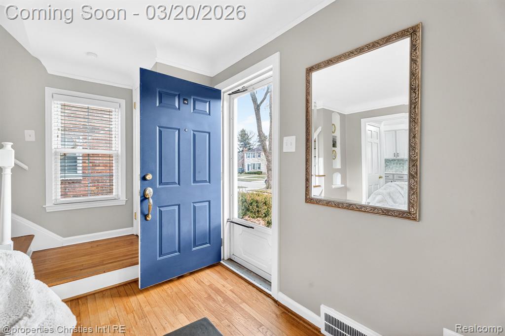 1922 Norwood Drive, Grosse Pointe Woods, MI 48236 — Photo 35