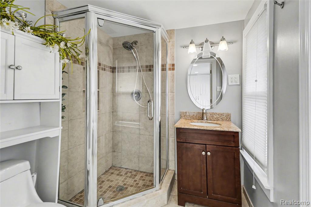 1430 Rossdale Drive, Waterford, MI 48328 — Photo 15