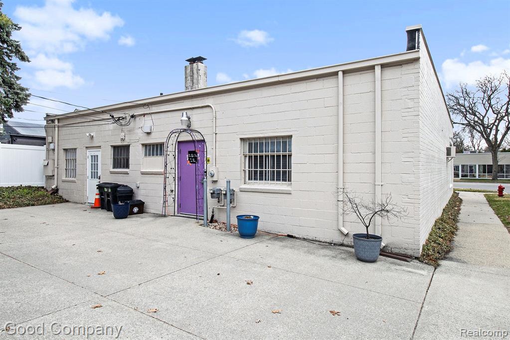 703 Livernois Street, Ferndale, MI 48220 — Photo 16