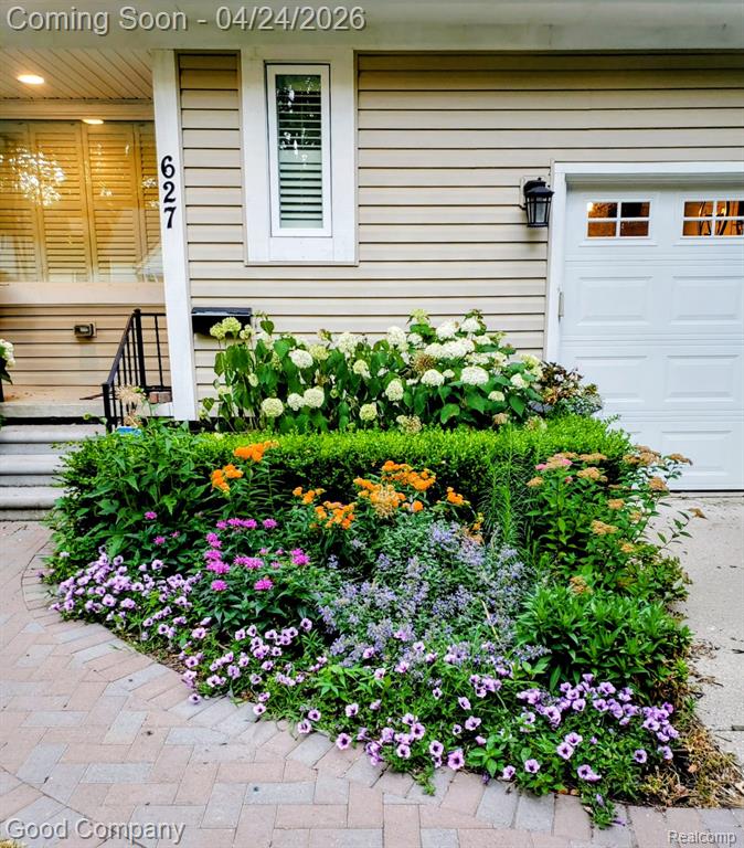 627 Kayser Avenue, Royal Oak, MI 48067 — Photo 2