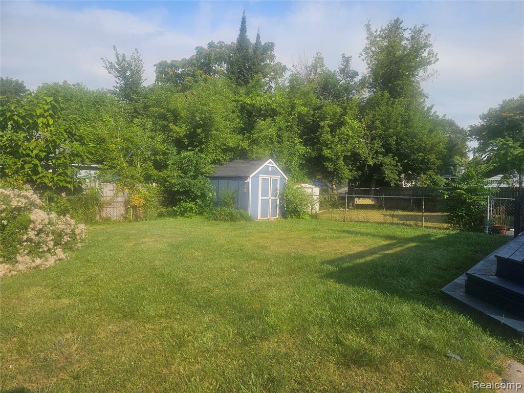 4414 Brunswick Avenue, Flint, MI 48507 — Photo 3