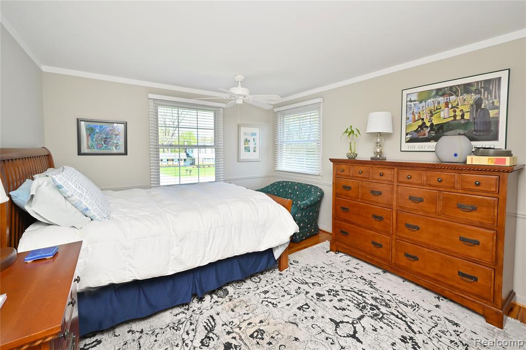 4655 Walnut Lake Road, Bloomfield Hills, MI 48301 — Photo 23
