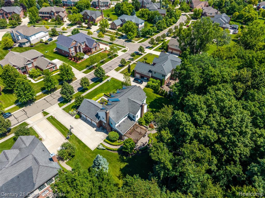 50693 Chesapeake Drive, Novi, MI — Photo 11