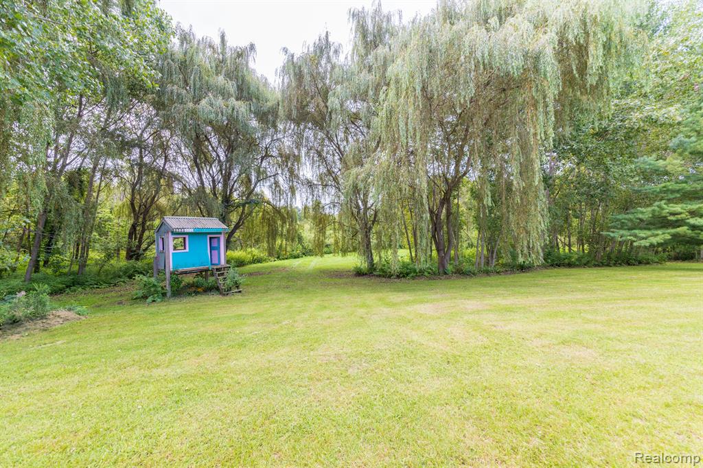 1211 SISSON Road, Imlay City, MI 48444 — Photo 9
