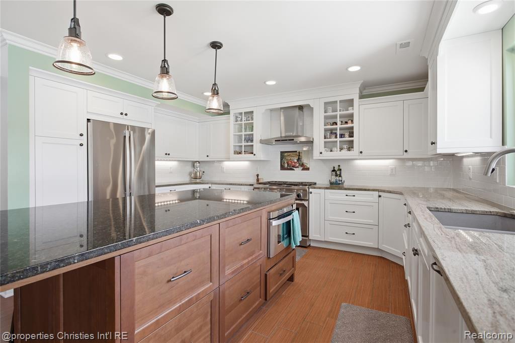 6672 Seth Court, Clarkston, MI 48348 — Photo 25