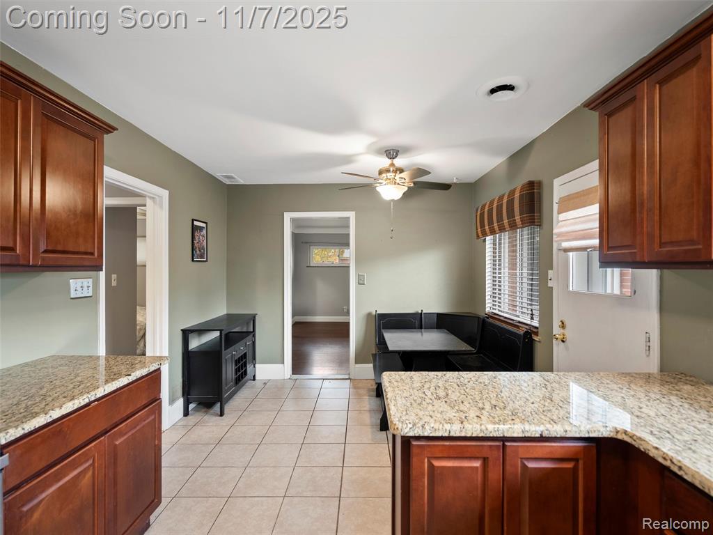 7231 Weingartz, Center Line, MI 48015 — Photo 13