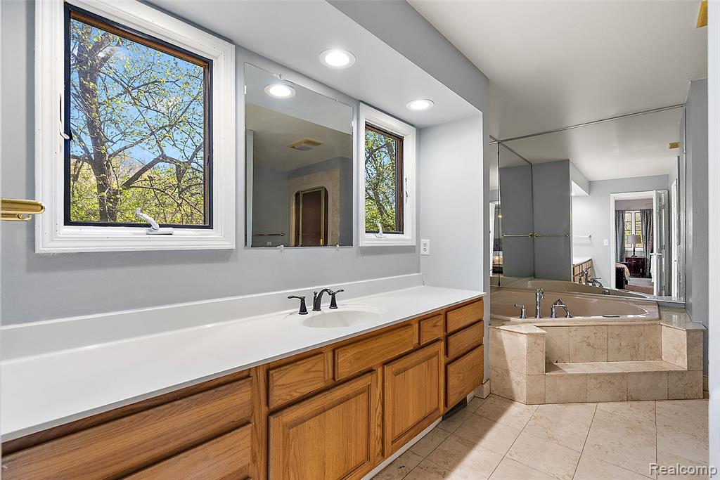 2475 S Ortonville Road, Ortonville, MI 48462 — Photo 24