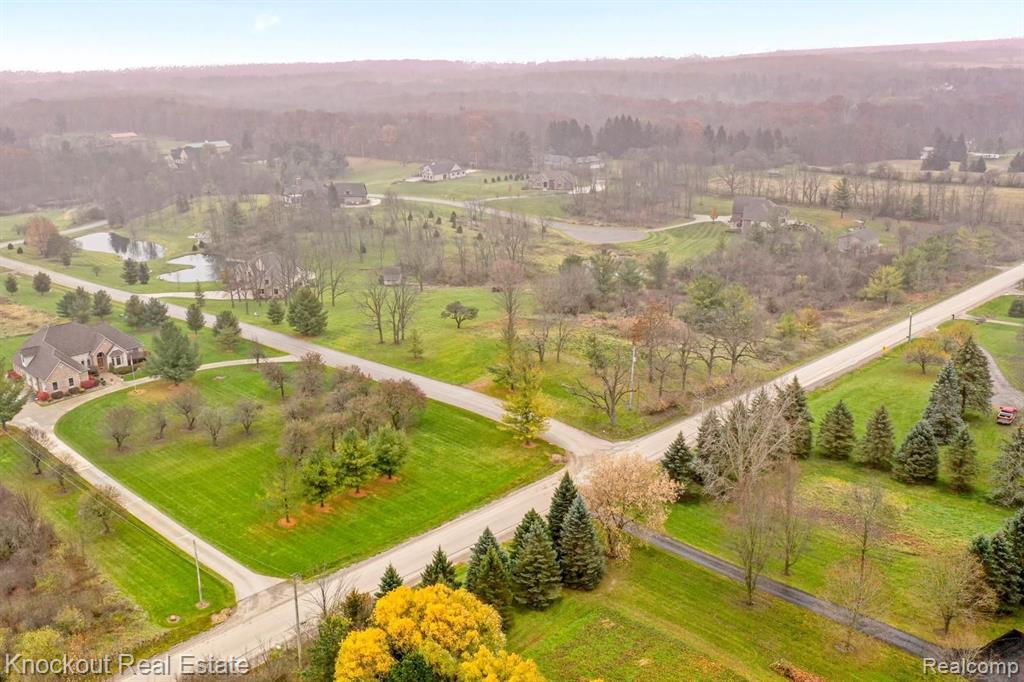9338 ORCHARD VALLEY LANE, Davison, MI 48423 — Photo 10