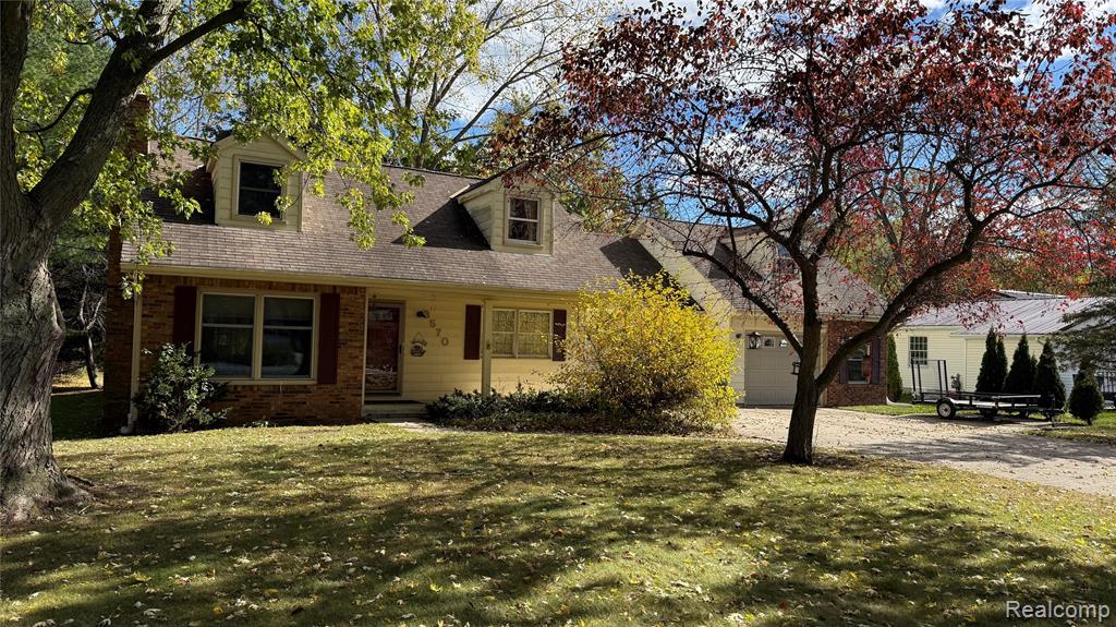 3570 Strawberry Lane, Port Huron, MI 48060 — front exterior
