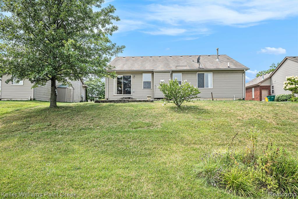 53544 Fox Pointe Drive, New Baltimore, MI 48047 — Photo 26